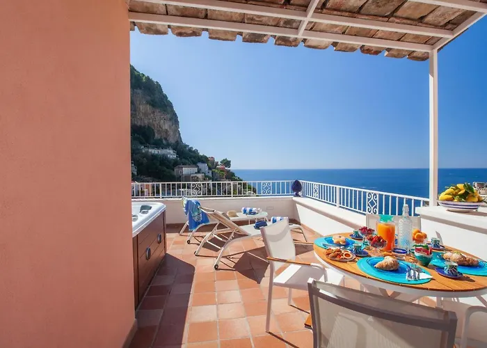 Estate4home - Medusa Πανσιόν