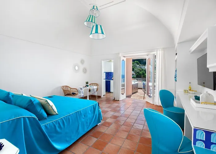 Estate4home - Medusa Πανσιόν 4*