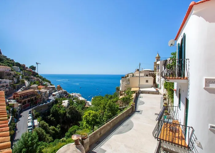 Πανσιόν Estate4home - Medusa 4*