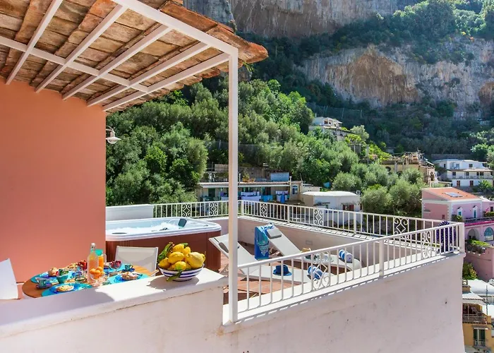 Estate4home - Medusa Πανσιόν