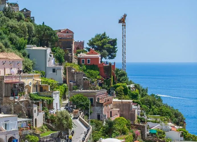 Estate4home - Medusa 4*