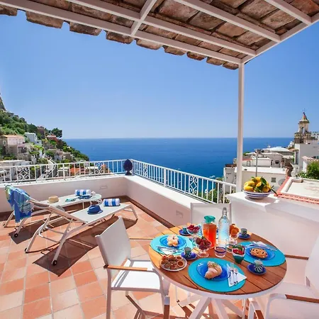 Pensionat Estate4home - Medusa 4*