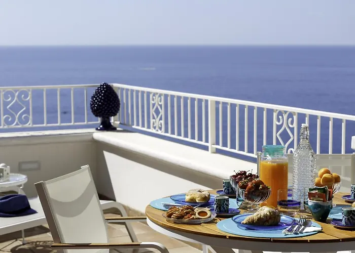 Гостьовий будинок Estate4home - Medusa 4*