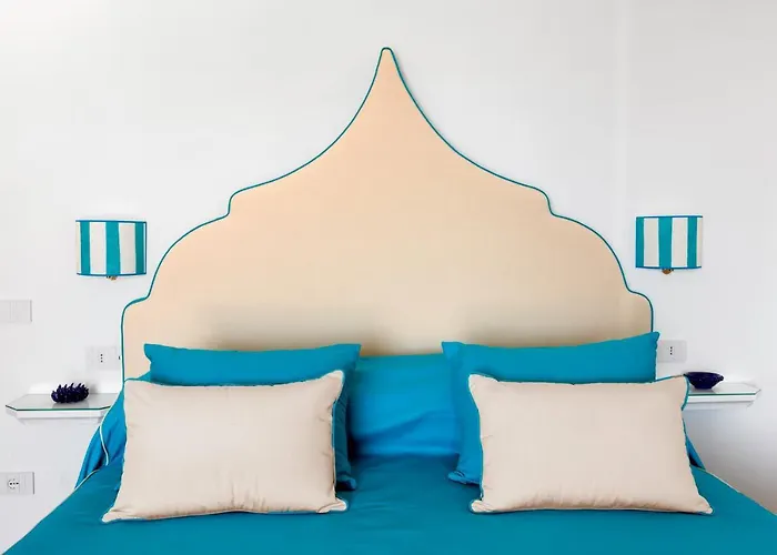 Estate4home - Medusa Affittacamere 4*