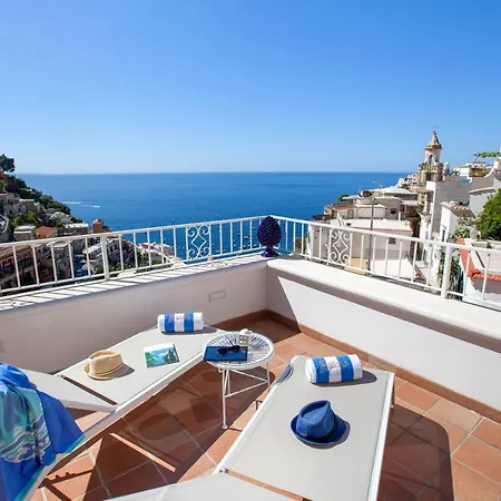 Estate4home - Medusa 4*